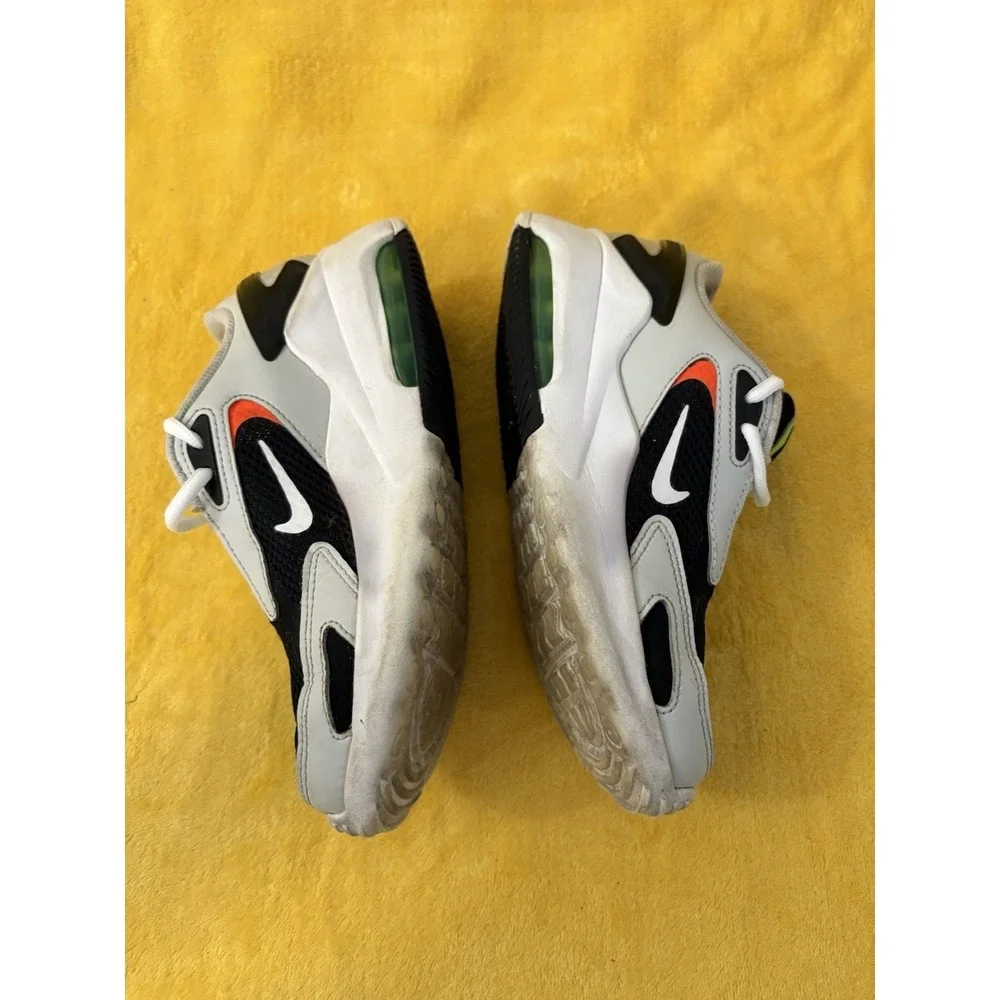 Nike Air Max Shoe Boys Bolt Big Kid White Green Shoe sneacker CW1626-002 Size 4Y